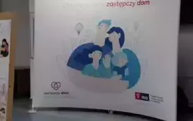 Plakat - Stw&oacute;rz z nami zastępczy dom